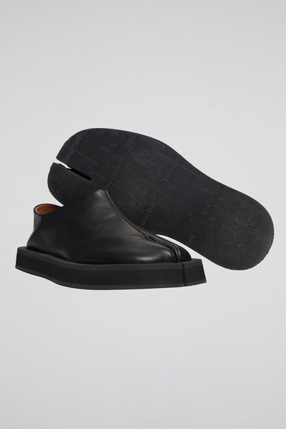 DUMIST KOREA BLACK LEATHER MULES