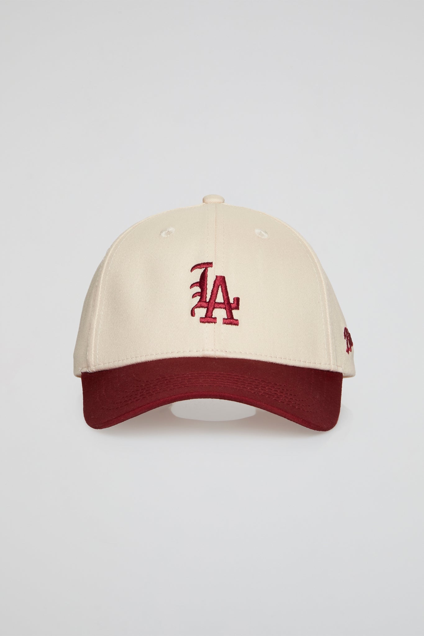 BHYPE HAT LA BEIGE BURGUNDY VISOR