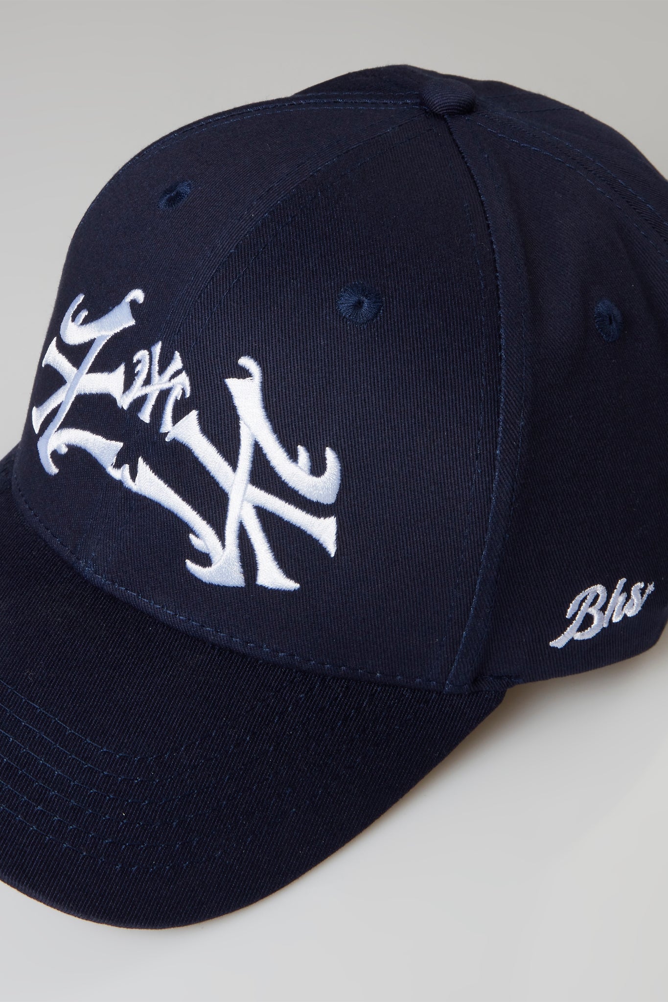 BHYPE NAVY BLUE HAT NY SKULL