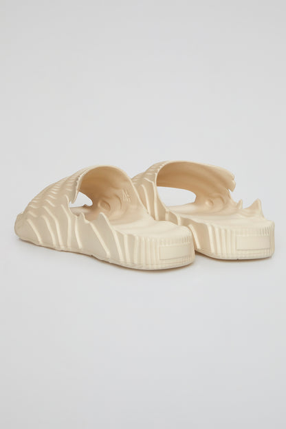 SAND COLOR NAMI SLIDES - THE AURACLES