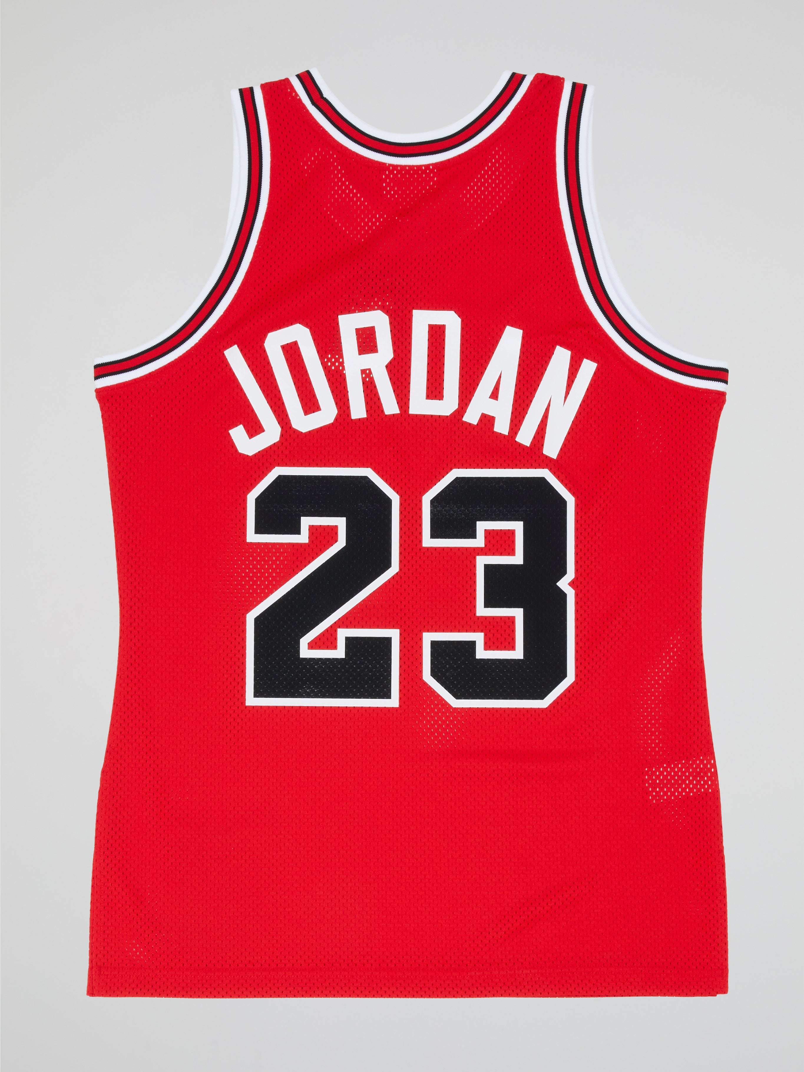 Mitchell & Ness Authentic HOME Jersey Chicago Bulls 1985-86 Michael Jordan