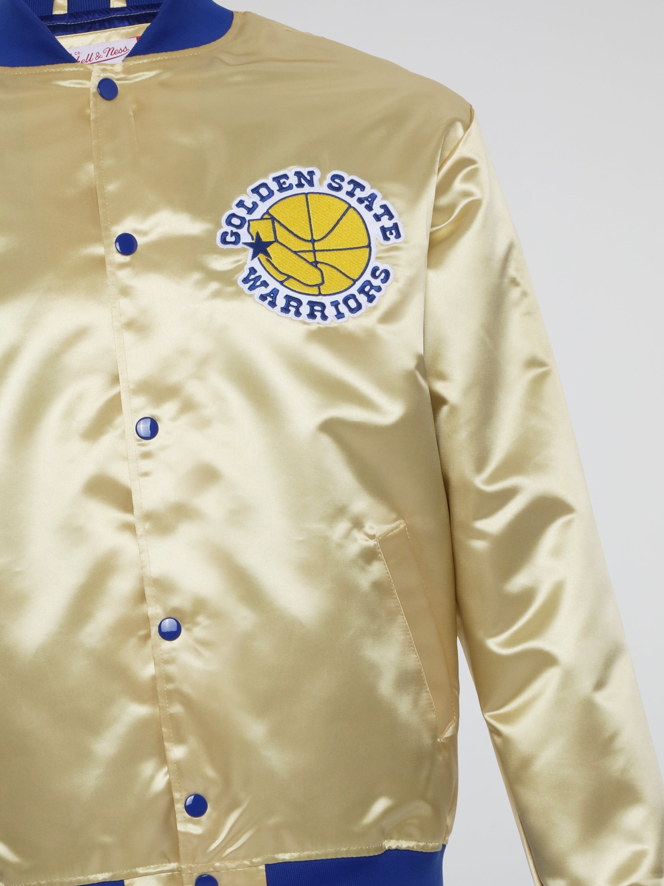 Mitchell & Ness Lightweight Satin Jacket Golden State Warriors – Light Gold